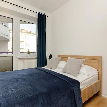 Ursus Spacious Two-Bedroom Apartment By Noclegi Renters Warsaw Exterior photo