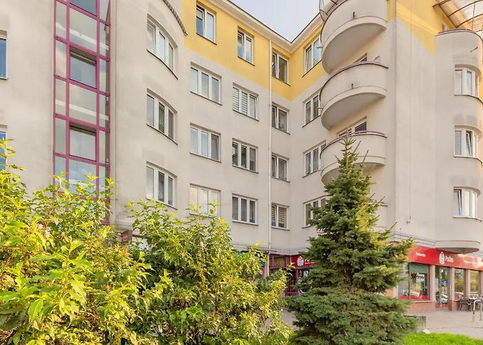 Ursus Spacious Two-Bedroom Apartment By Noclegi Renters