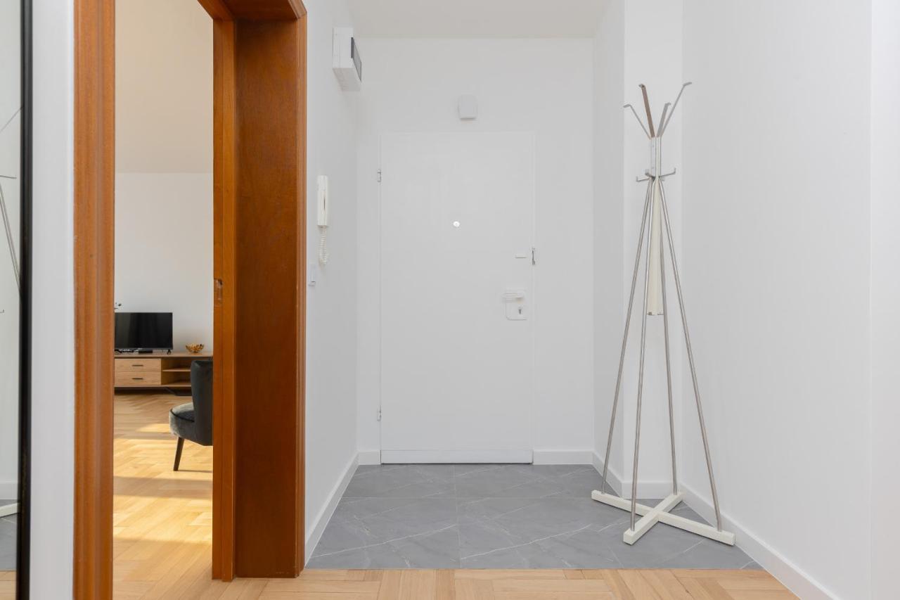 Ursus Spacious Two-bedroom By Renters Warsaw